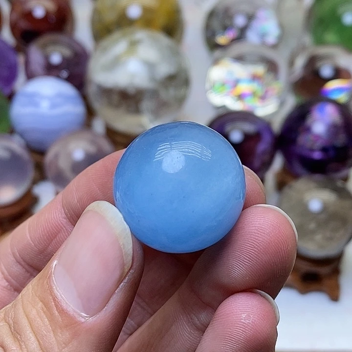 海蓝宝石裸石未镶嵌小**琴海蓝宝