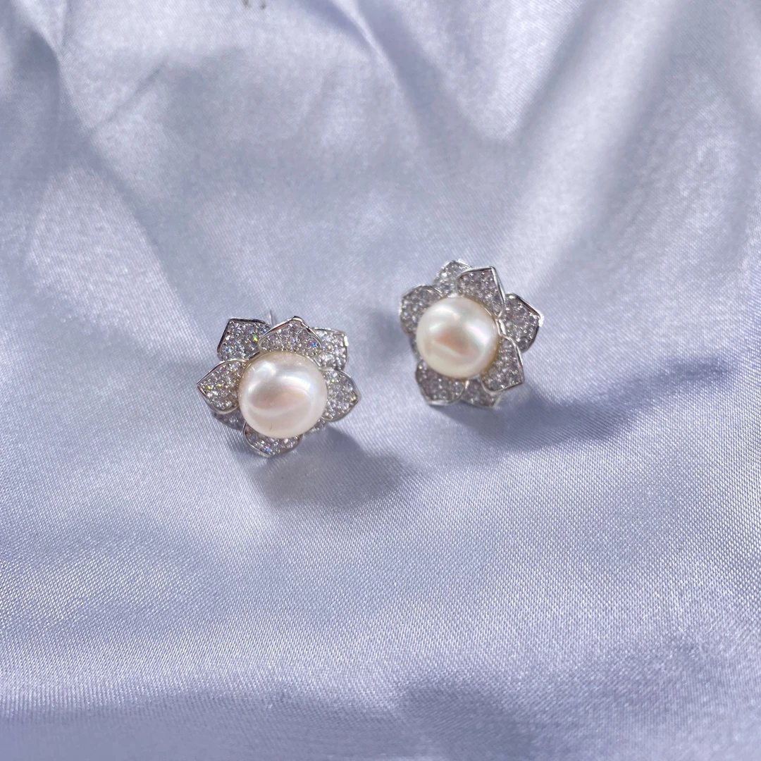 ZY0068 天然珍珠 时尚优雅大气经典简约百搭精致小众款霸王花耳钉