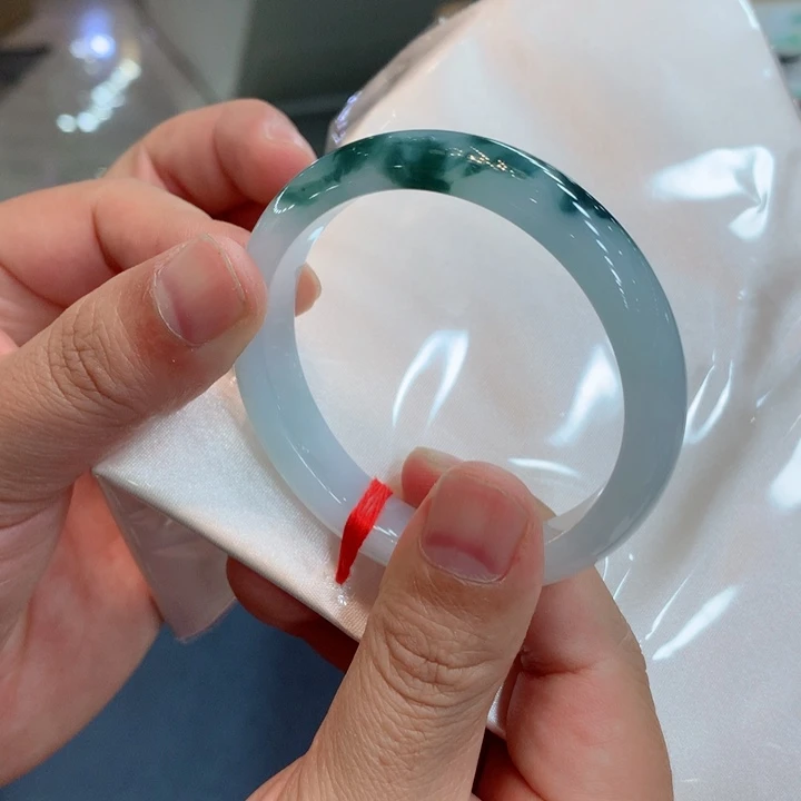 翡翠未镶嵌手镯手镯