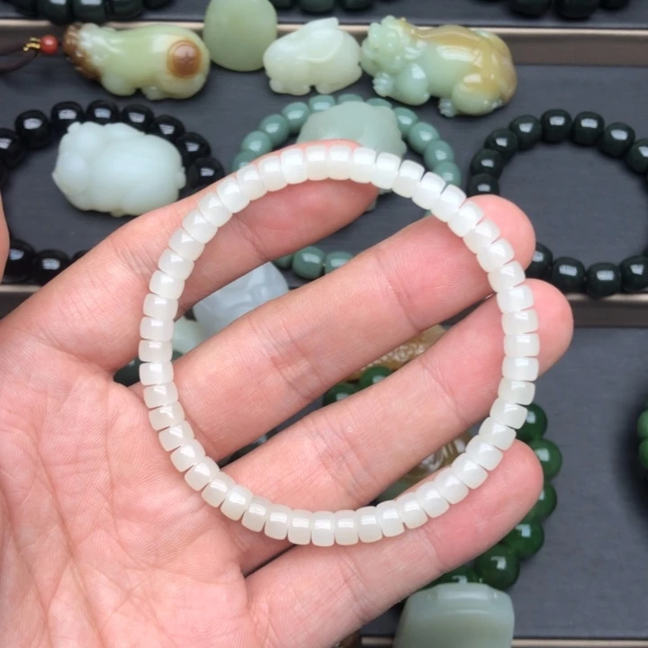 和田玉手链未镶嵌