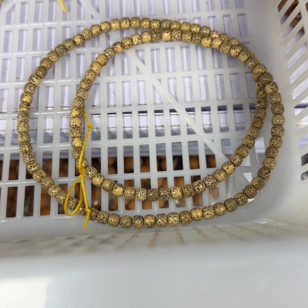 白玉菩提吊坠黄色412