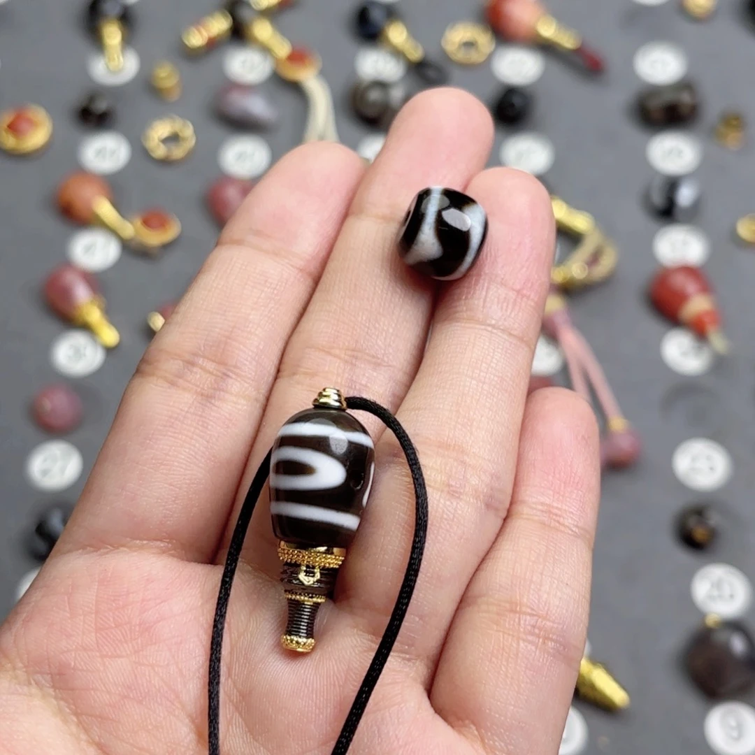 玛瑙/玉髓文玩配饰未镶嵌t****o