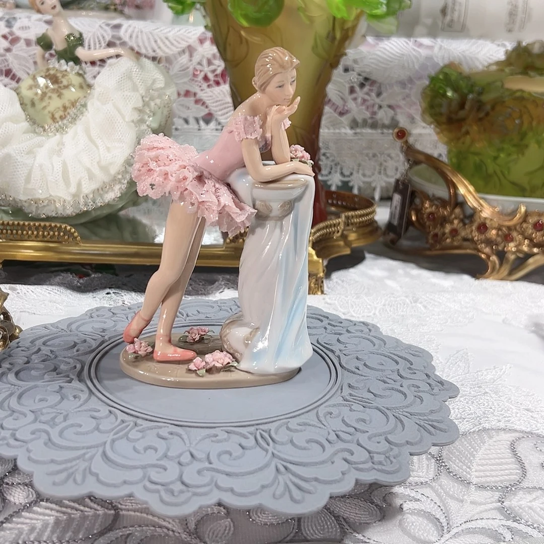 陶瓷0213骨瓷粉色蕾丝娃娃