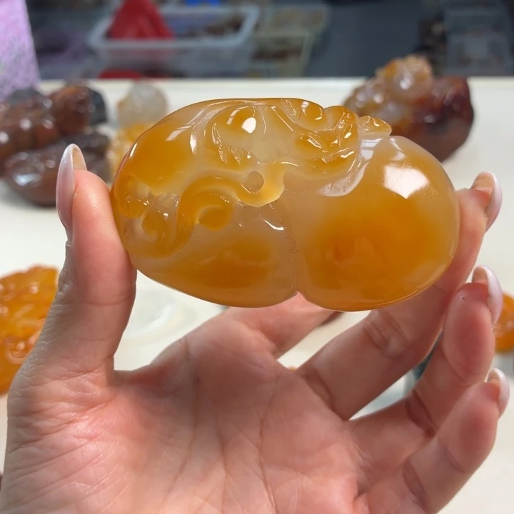 未镶嵌颈饰玛瑙/玉髓