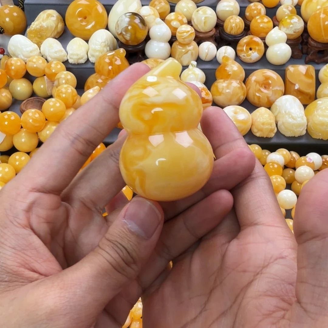 琥珀未镶嵌珠宝奇石