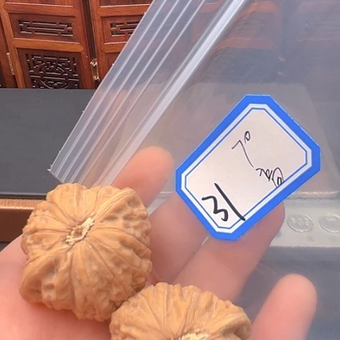 文玩核桃吊坠高**水铁锤