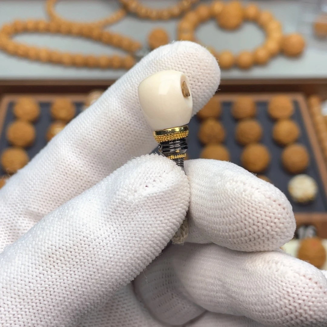 猴头核桃吊坠不****e长毛三通