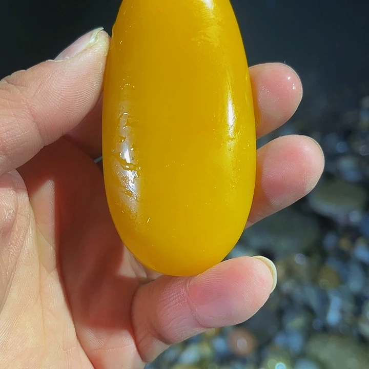 未镶嵌和田玉（糖玉）挂件