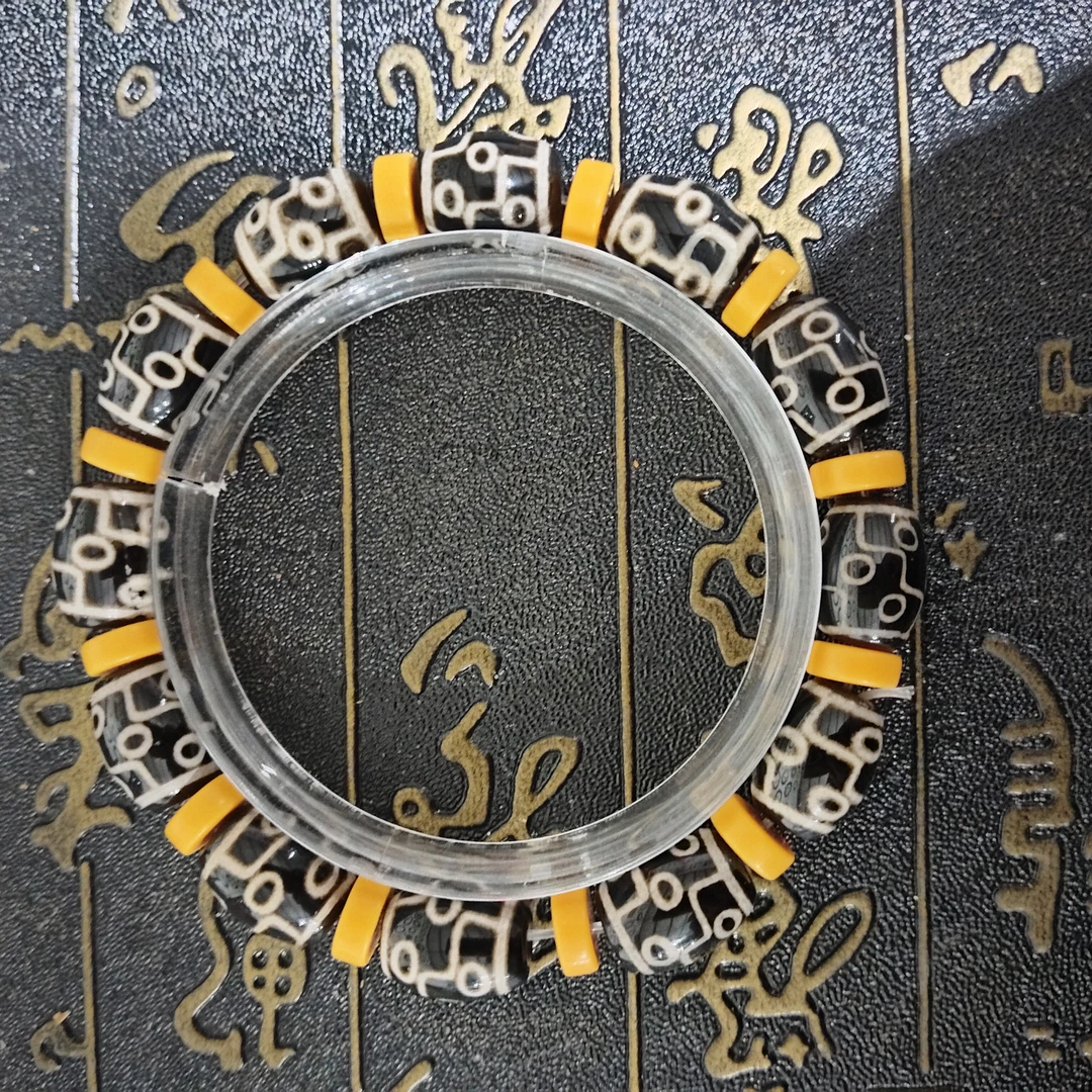 M66 玛瑙1.0cm 单圈手串