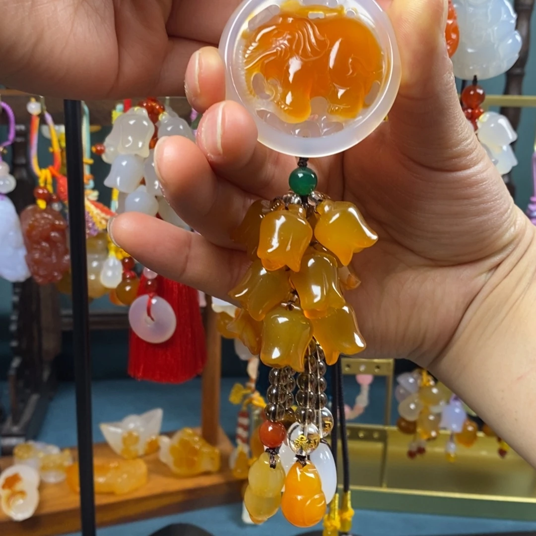 俏色吉祥如意高档车挂