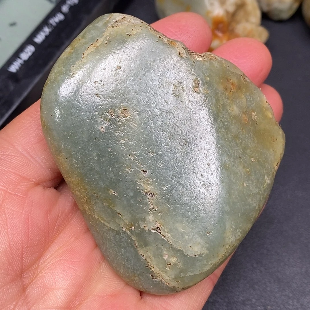 和田玉未镶嵌珠宝奇石