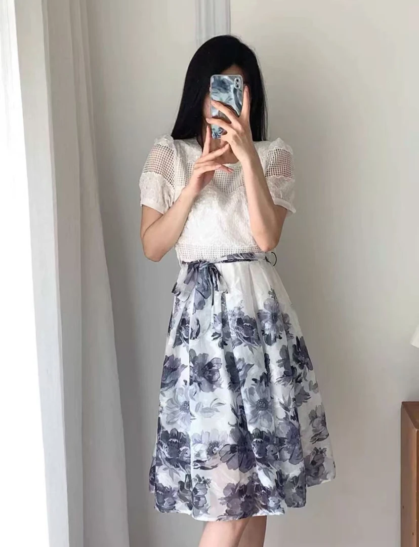 右2-2中7131款裙子