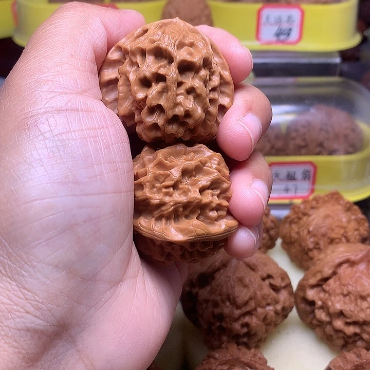 文玩核桃吊坠无**玄月
