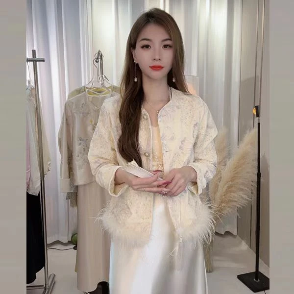 【良辰美景】轻奢女常规长袖秋季宽松型厚款短外套气质礼服重工国风