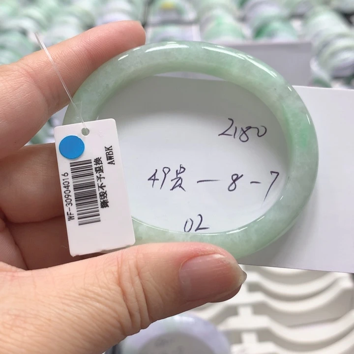 翡翠未镶嵌手镯02