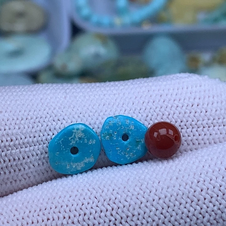 南红玛瑙未镶嵌珠宝奇石