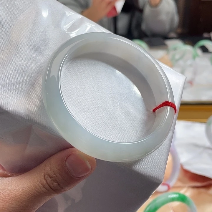 翡翠手镯未镶嵌5859正圈