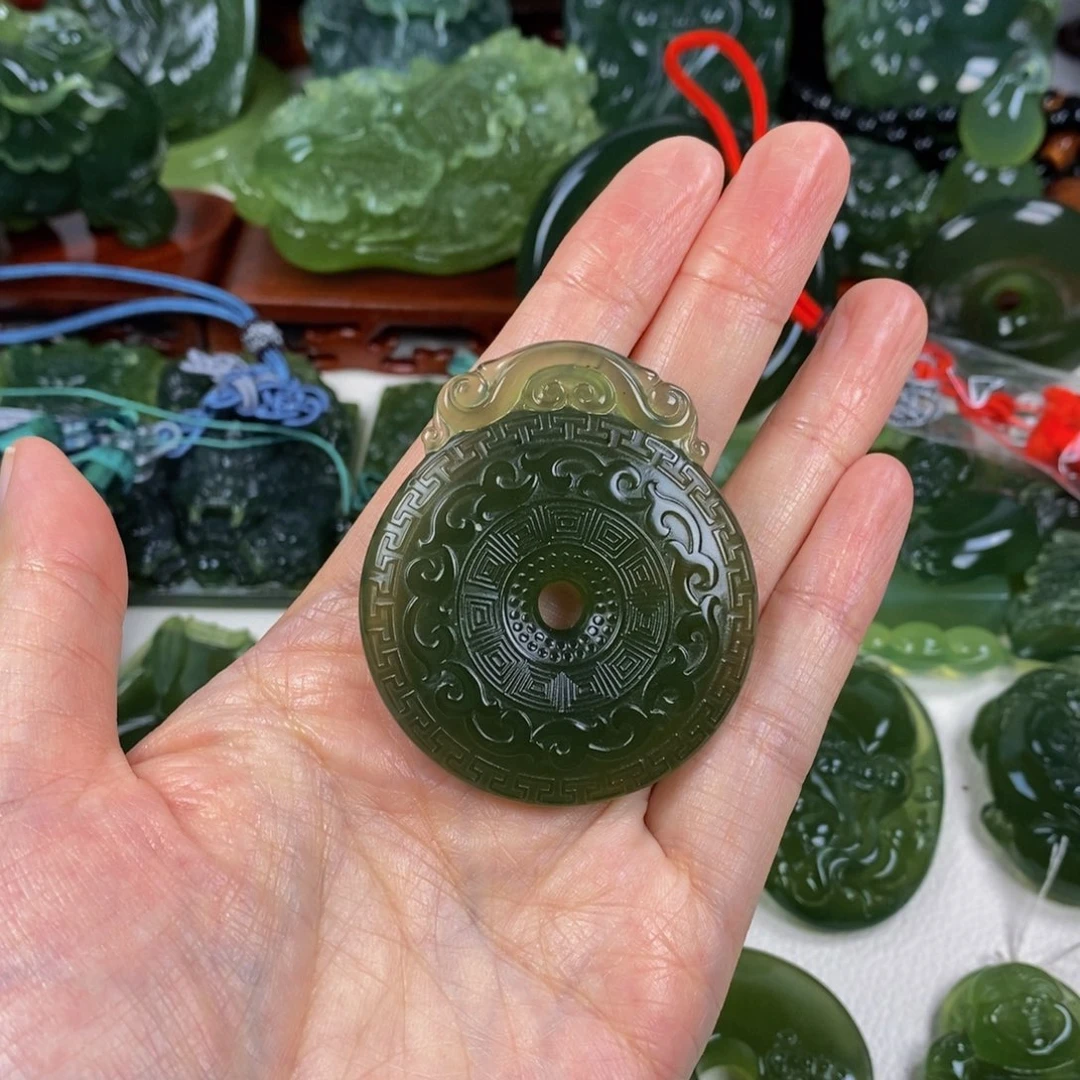 皓***天岫玉未镶嵌挂件挂件