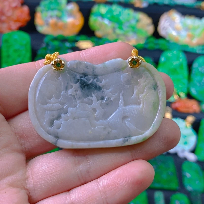 【闪购商品】翡翠未镶嵌颈饰吊坠