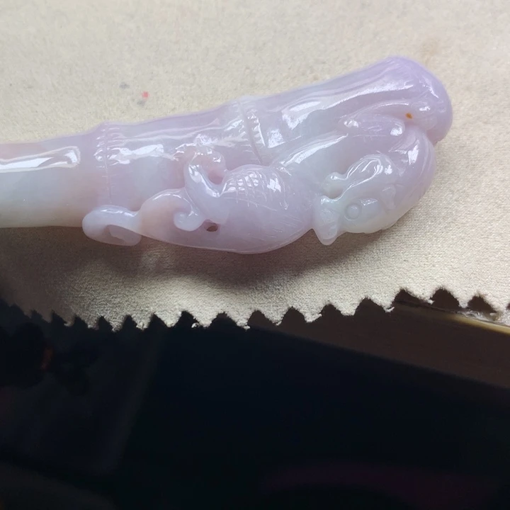 翡翠颈饰未镶嵌吊坠