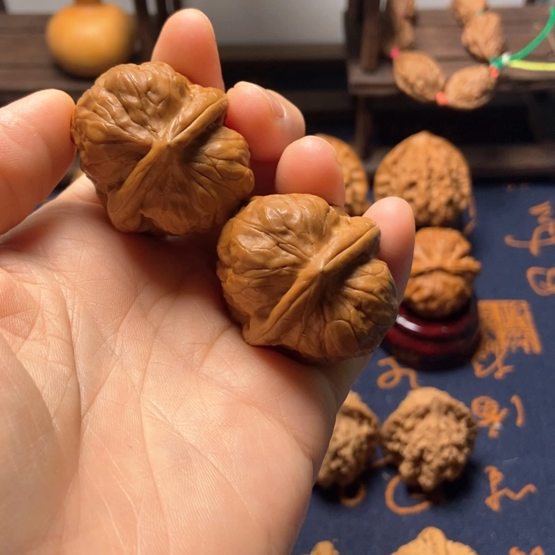 文玩核桃把件全品古蟾尺寸34
