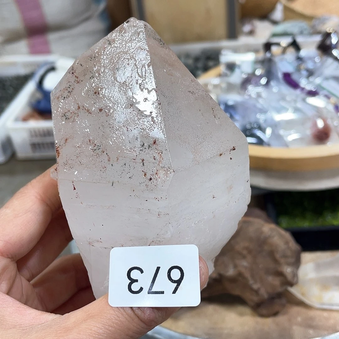 水晶摆件……未镶嵌