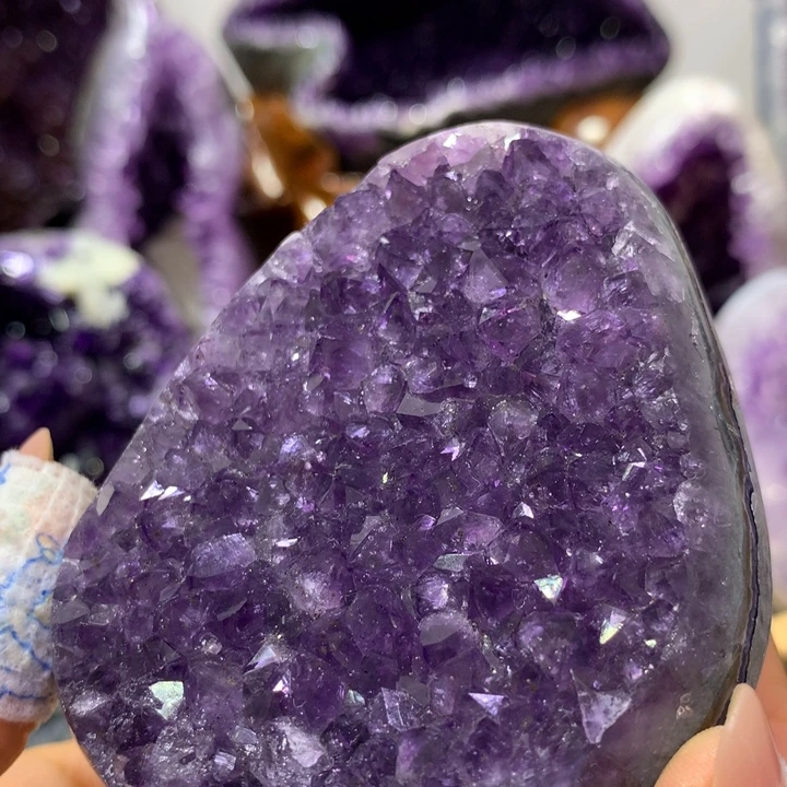 水晶大型摆件（非配饰）未镶嵌