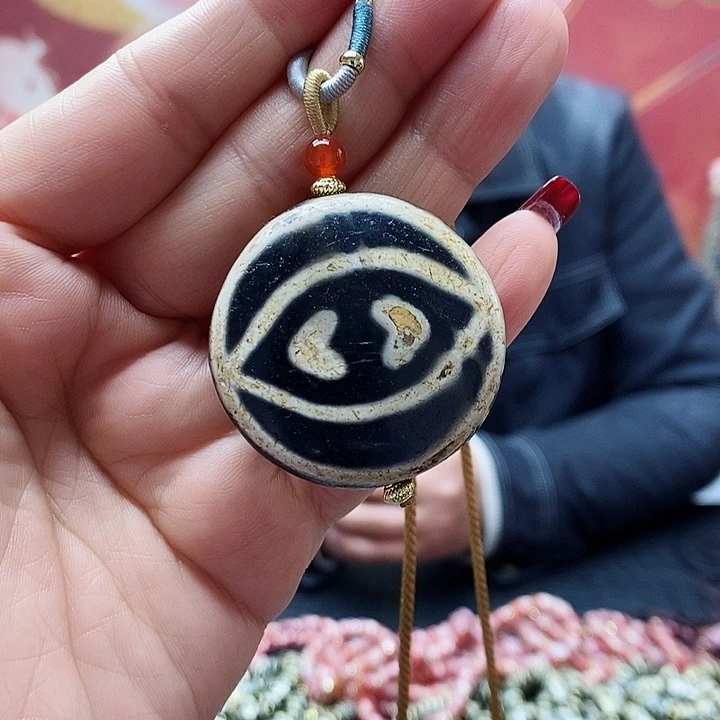 玛瑙/玉髓颈饰合金