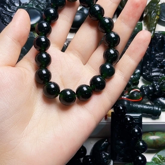 浪***沙蛇纹石玉未镶嵌颈饰