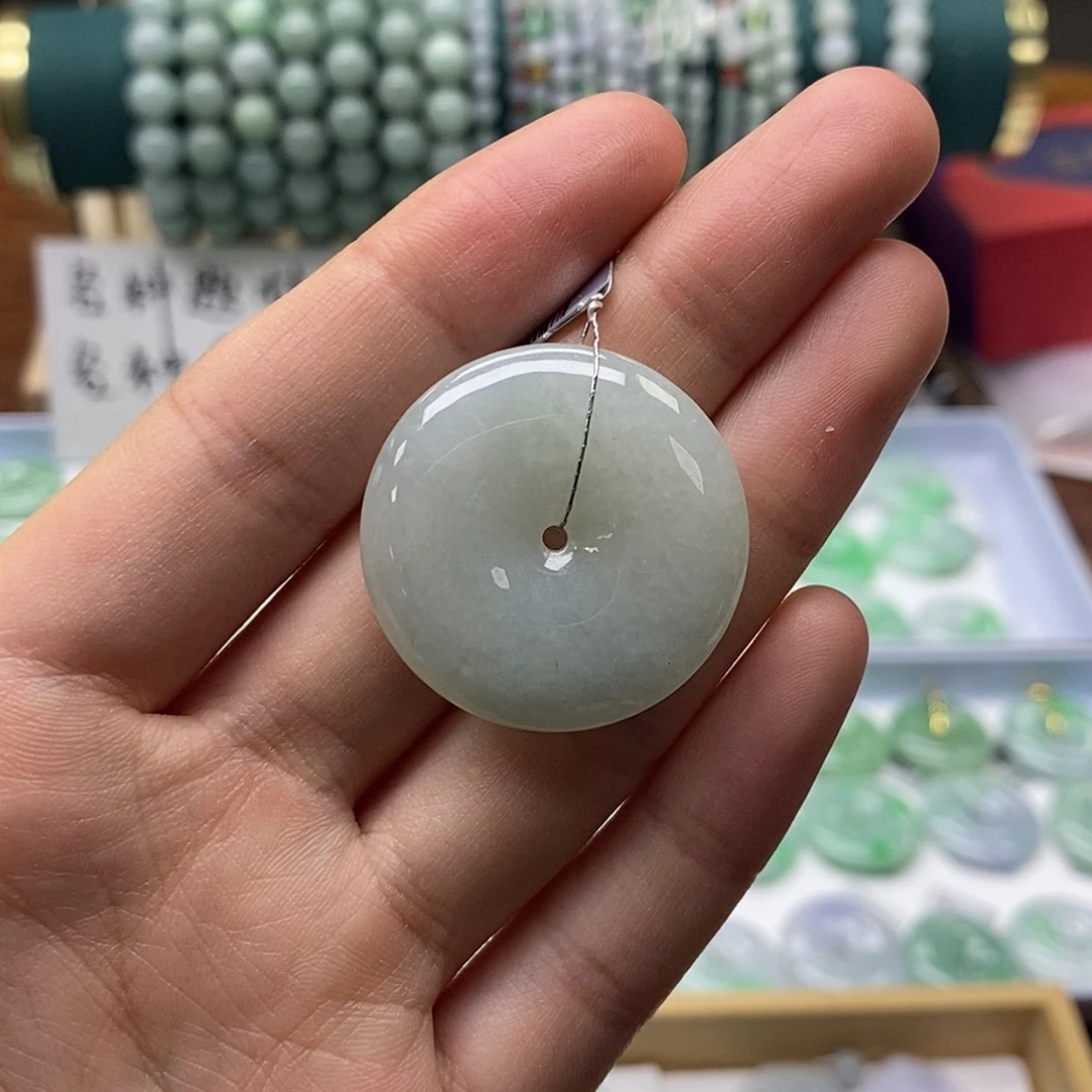 【闪购商品】翡翠颈饰未镶嵌平安扣