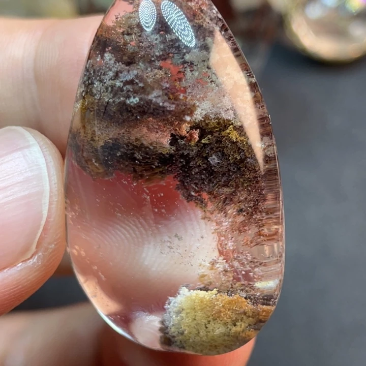 水晶颈饰未镶嵌何*