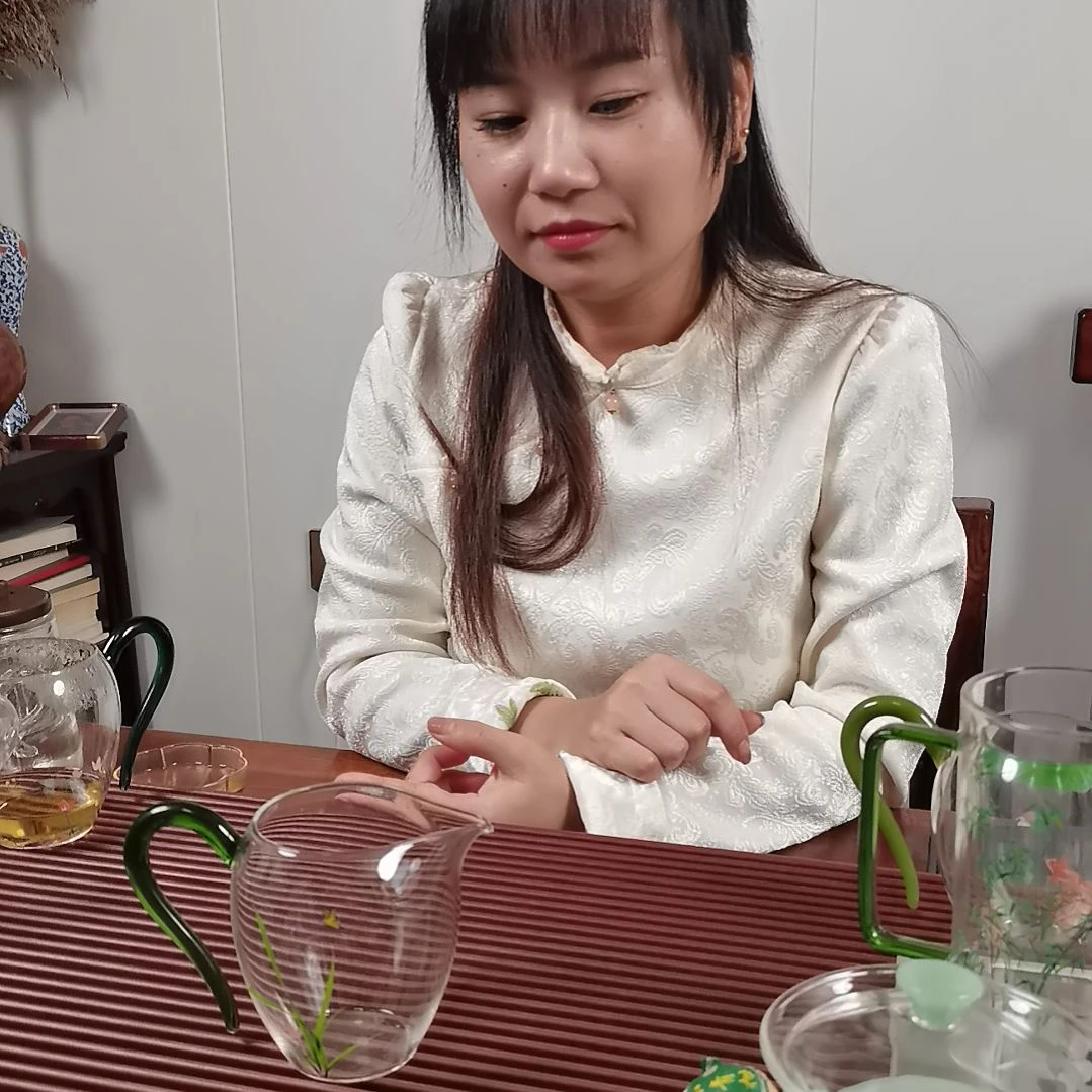 手柄款高硼硅玻璃微瑕蝶觅兰香公杯