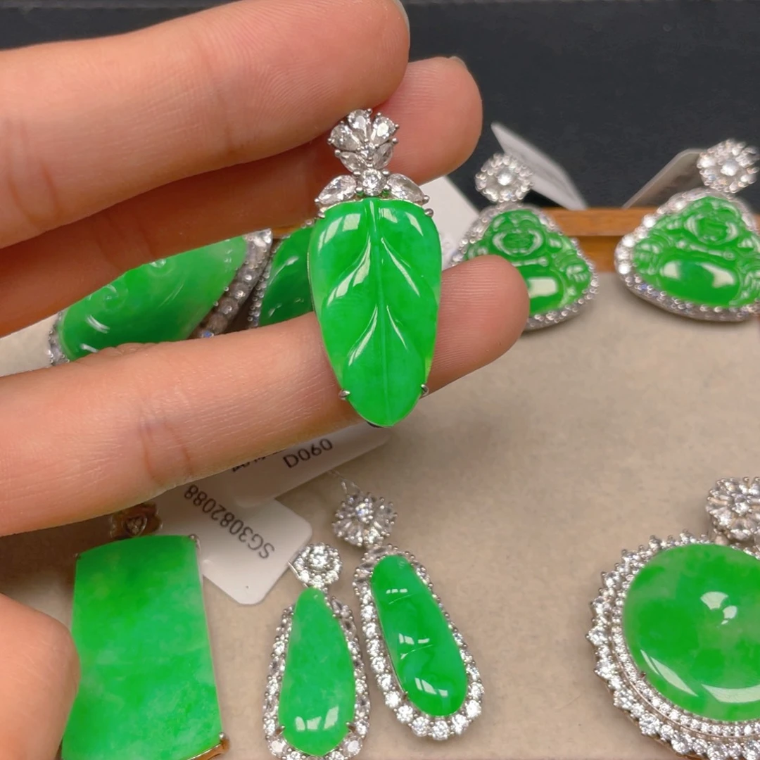 吊坠(不含链)银S925镶嵌翡翠