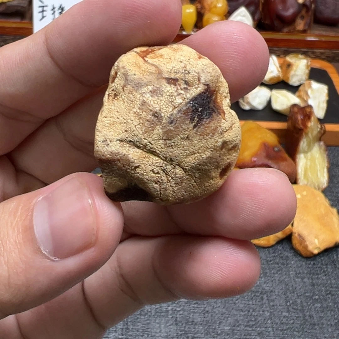 定制琥珀未镶嵌蜜蜡