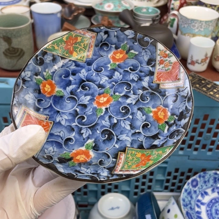 他家瓷器真美…开播了