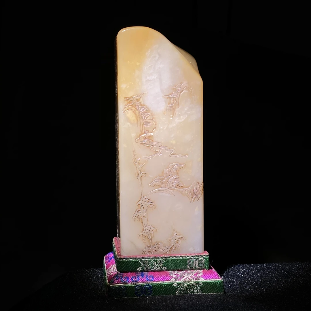 臻藏（8a）寿山石摆件2501100032