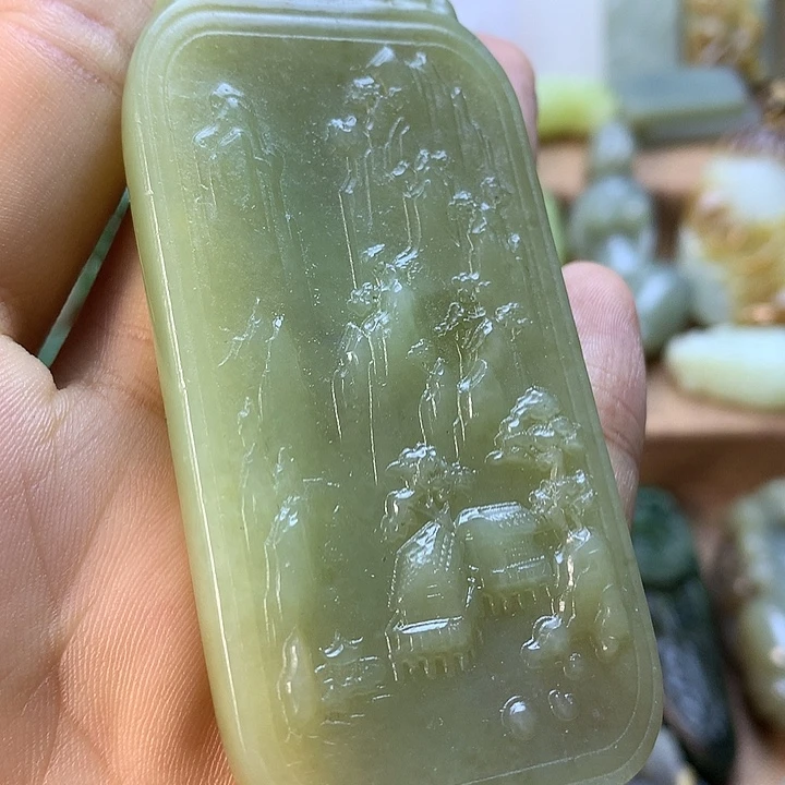 和田玉未镶嵌颈饰