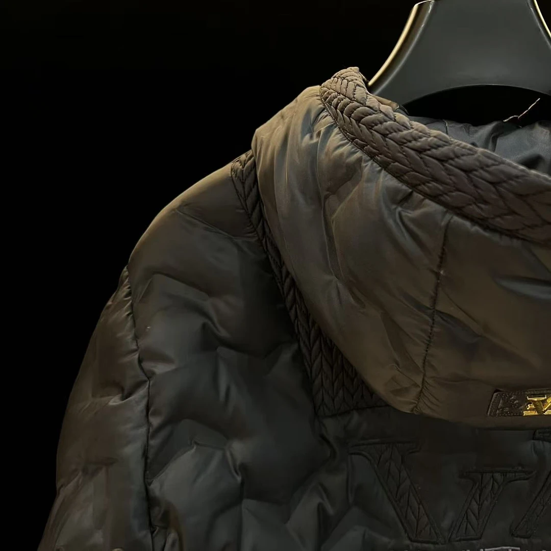 【新国标白鸭绒-L1277】冬季轻奢时尚防风御寒带帽羽绒服 OW