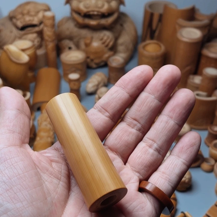 用****9竹更加手把玩一个