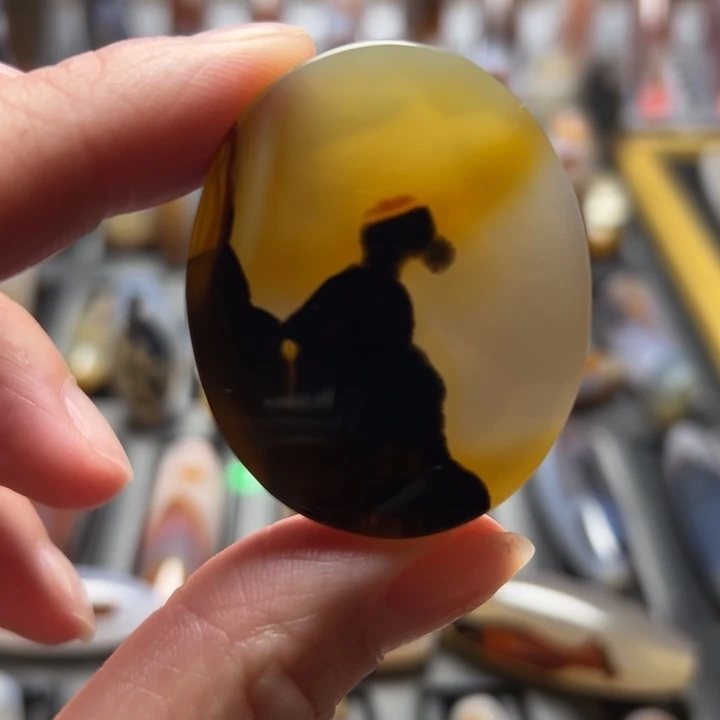 玛瑙/玉髓未镶嵌颈饰