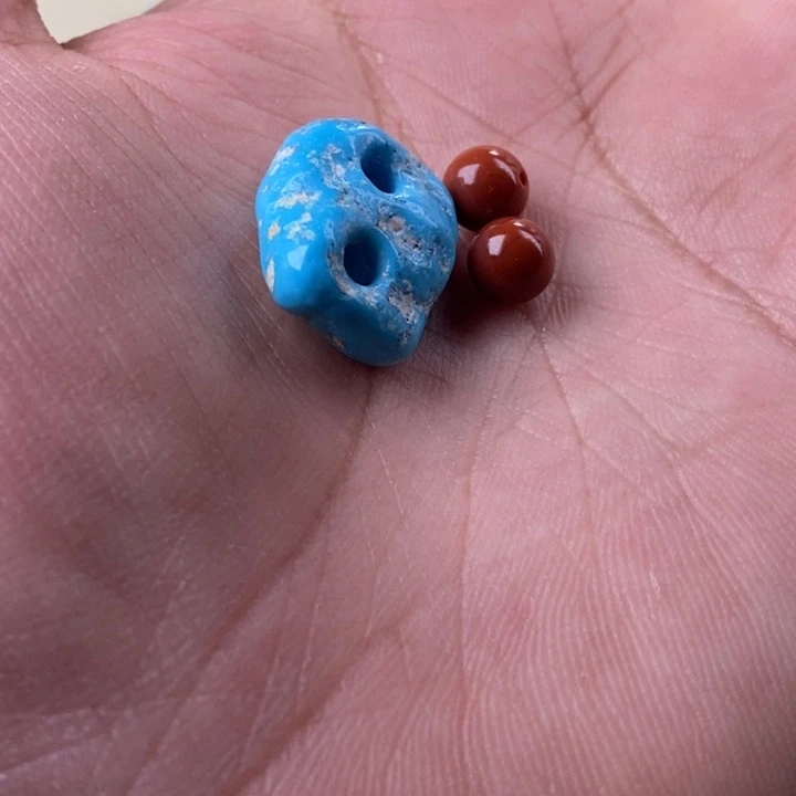 南红玛瑙手链未镶嵌_***春