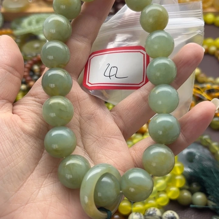 蛇纹石玉未镶嵌手链