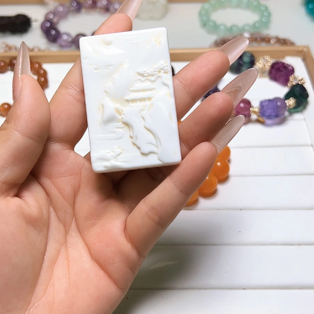 未镶嵌手链水晶吊牌