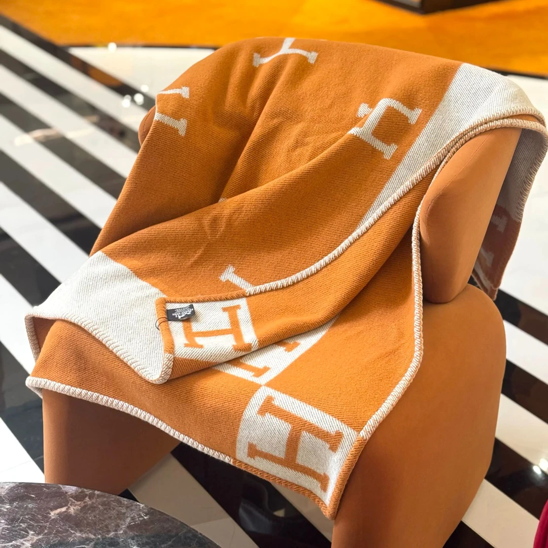 99新 Hermes/爱马仕 羊毛毛毯 135*170cm