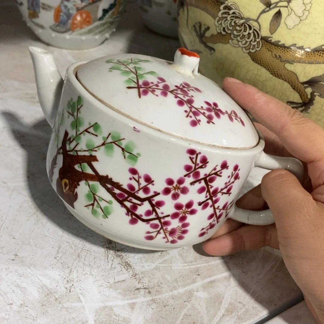 源思陶瓷有限公司