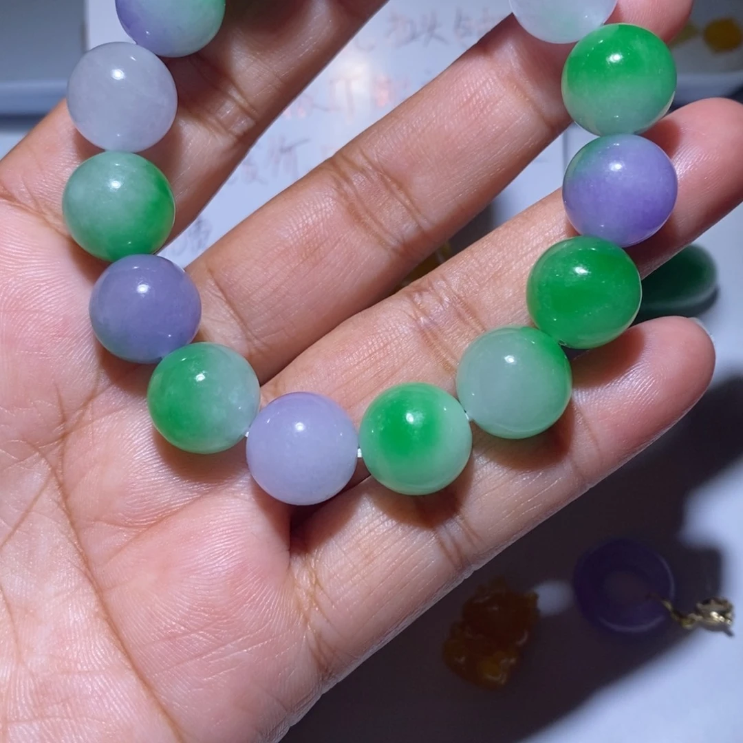 颈饰未镶嵌翡翠涅**生