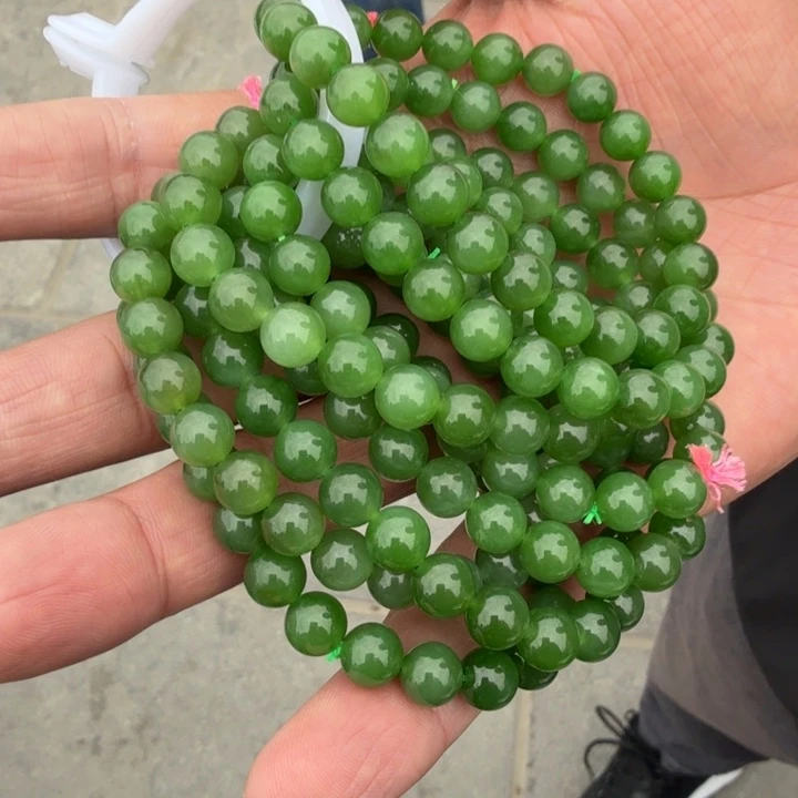 和田玉未镶嵌颈饰赵姐冰辣阳绿7.8多样性发一条