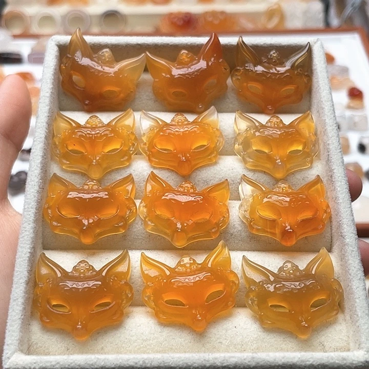 玛瑙/玉髓未镶嵌玛瑙狐狸面具