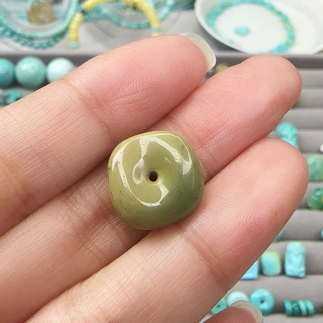 绿松石未镶嵌配饰