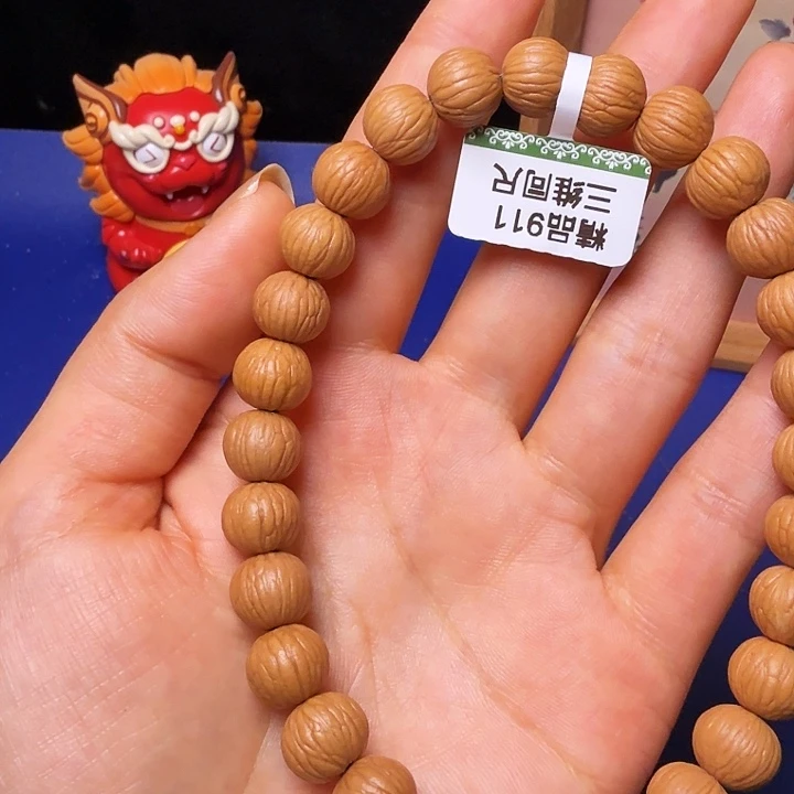 峰***.猴头核桃吊坠土豪